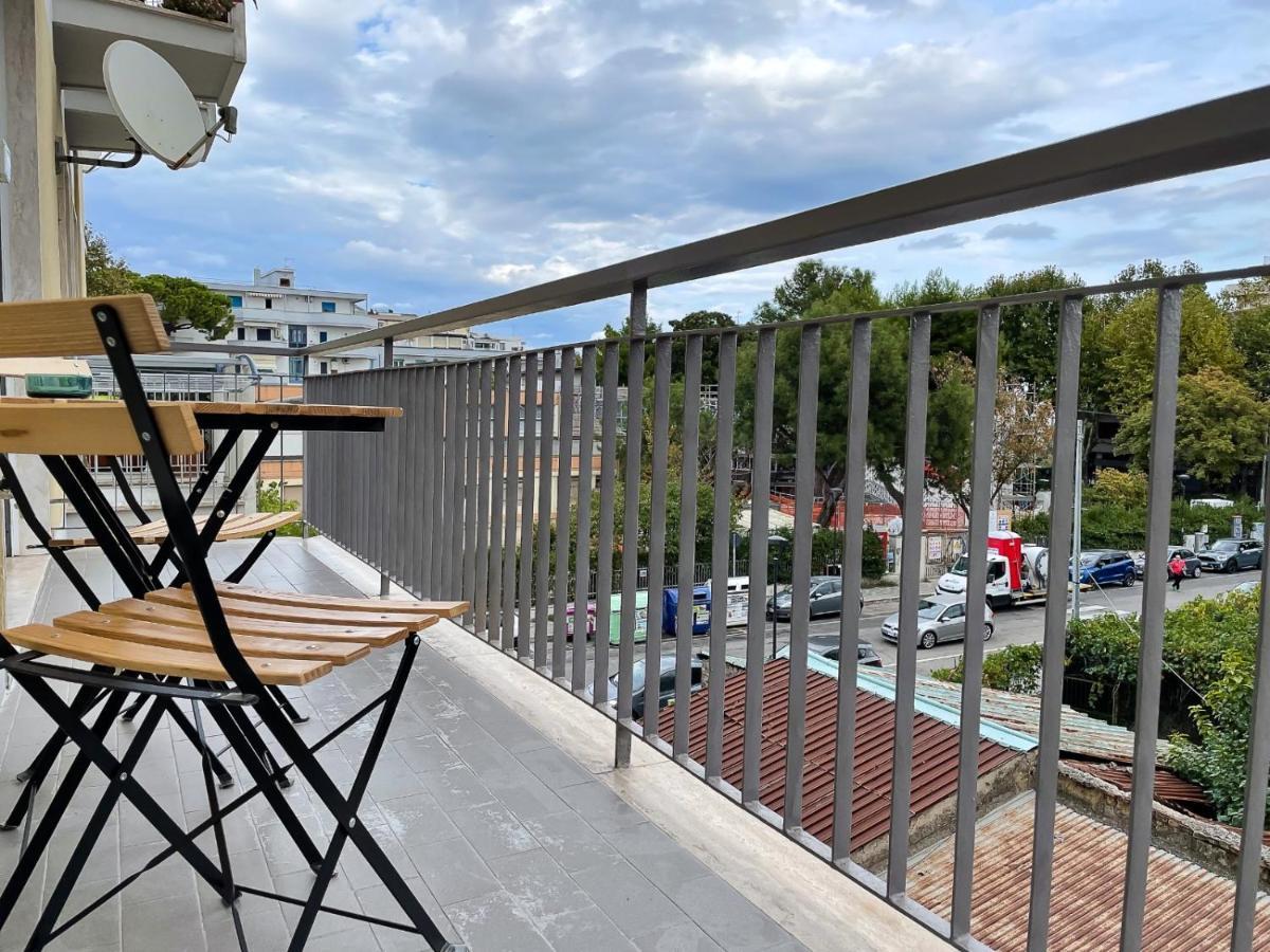 Il Giglio Di Mare, La Spiaggia A Un Passo Da Te Pescara Exterior foto